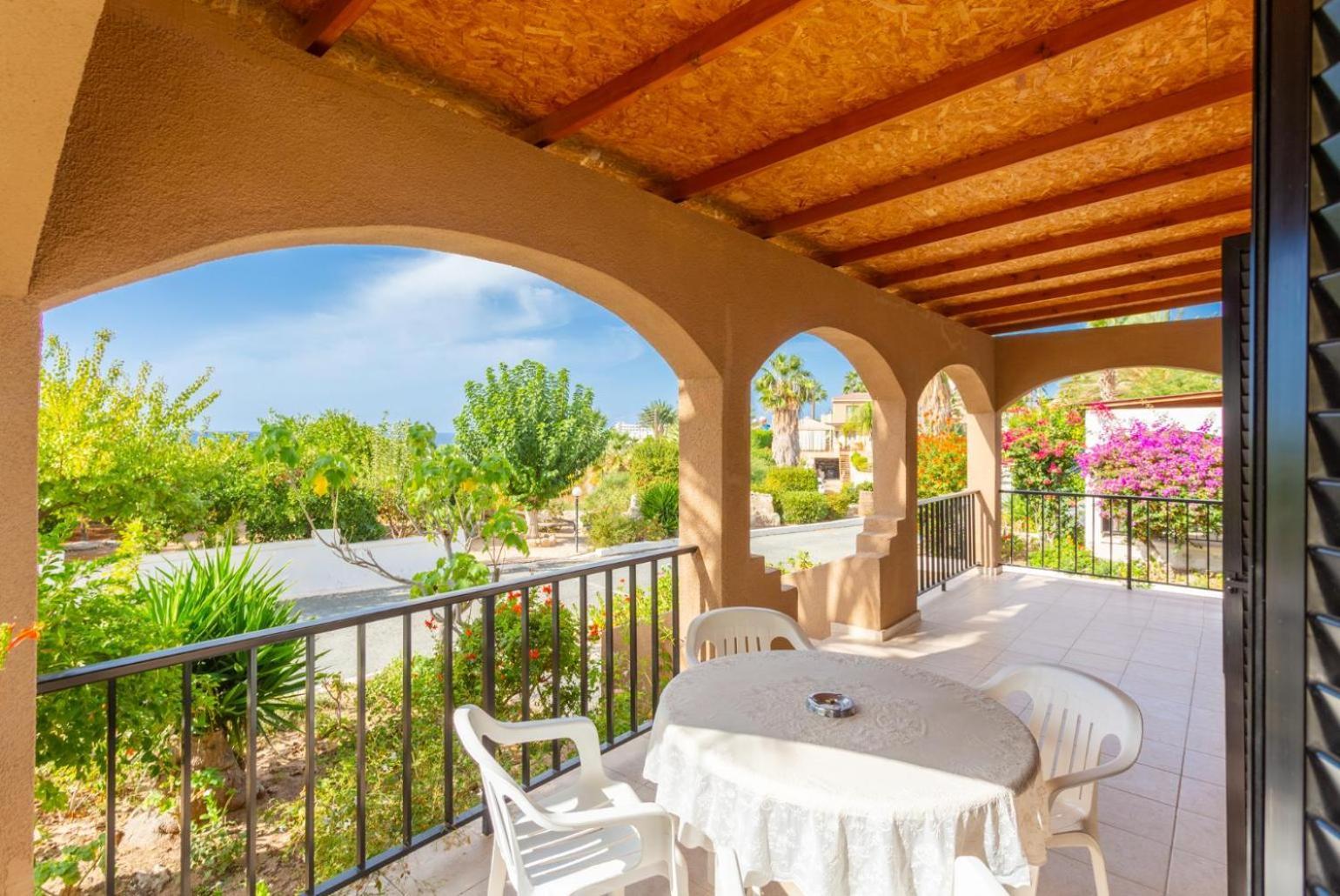 Villa Eleni Coral Bay Exteriör bild